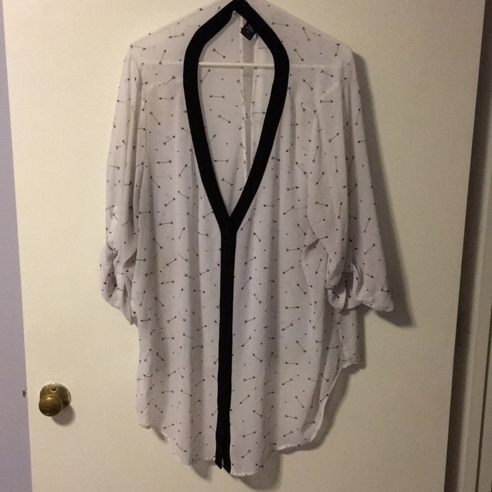 Sheer 3/4 Sleeved Torrid Top